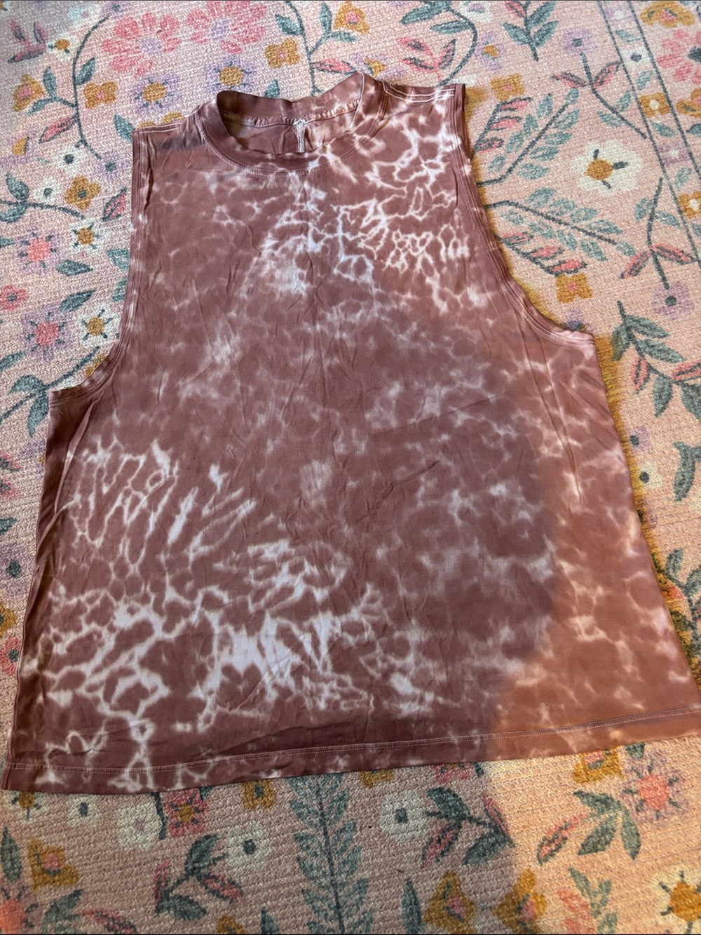 lululemon Mauve Tie-Dye Tank